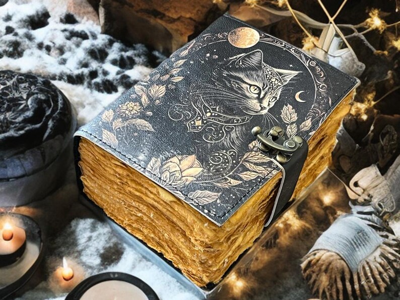 Celtic Cat Leather Grimoire: 400-Page Witchcraft Journal, Spell Book, Sketchbook image 8