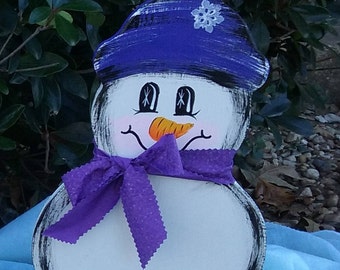 A lil&#39; Frosty Touch ; Snowman Yard Stake