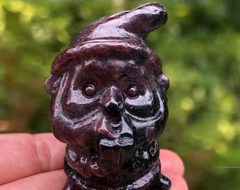 Natural Crystal Carved Santa Claus Figurine – Festive Holiday Gemstone Decoration