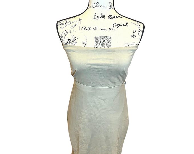 Boardroom Baddie Pencil Skirt