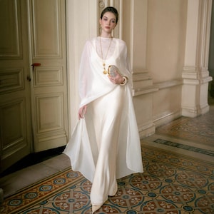 vintage white satin dress A-line Princess Ivory Satin Vintage Wedding Dress with Pockets WD328 US12 / Custom Color