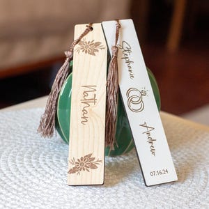 Rustic Wedding Place Cards, Wedding Favor Bookmark, Wooden Wedding Favor, Save the Date Favor, Bookmark Wedding Keepsake, Thank You Gift