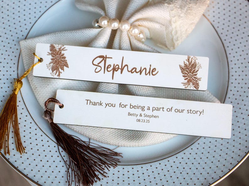 Bookmark Seating Card Rustic Wood Wedding Favor Bookmark: Personalized Place Card Keepsake - Etsy