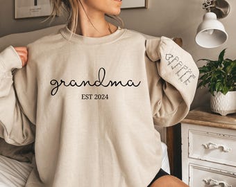 Sudadera personalizada para abuela con el año de nacimiento y los nombres de los nietos en la manga. Regalo para el Día de la Madre, regalo de cumpleaños para la abuela.