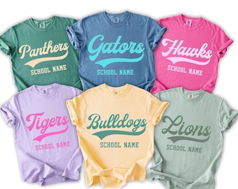 Aangepast shirt schoolmascotte, Comfort Colors® School Team Spirit-T-shirt, sportteamcadeaus voor terug naar school, T-shirt schoollogo