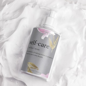 Refreshing hand & body lotion Self Care