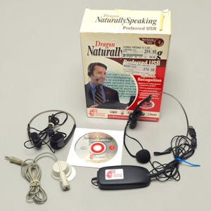 Dragon Naturally Speaking V4 CIB Windows 98 PC Software Voice-to-Text Compusmart
