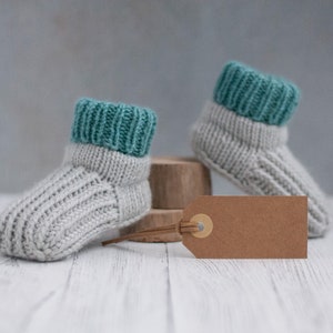 KNITTING PATTERN 'Harry Stay-On Shoe' for DIY baby booties / bootie shoes. Perfect baby shower outfit idea or your own cute knitting idea image 10