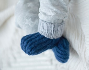 WZÓR NA DZIANINĘ: Buciki dziecięce DIY / buciki buciki / skarpetki dziecięce. Idealny pomysł na strój na baby shower