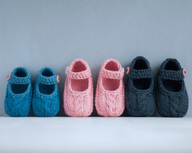 Baby booties knitting pattern - a Mary Jane style baby shoe - pdf and photo tutorial image 8