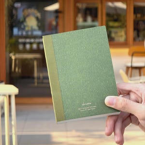 Minimalistisch Japans 52 gsm Tomoe River-papieren notitieboek met doorzichtige omslag | Vulpenvriendelijk dagboek | 512 pagina's | TN B6 A6-formaat