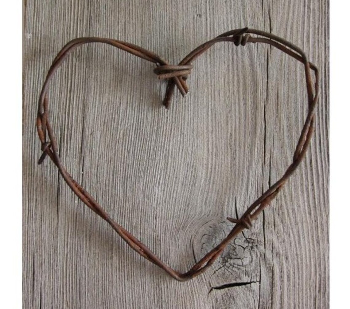 Simple Barbed Wire Heart . Rustic Wedding Decor . Barn Wedding Etsy