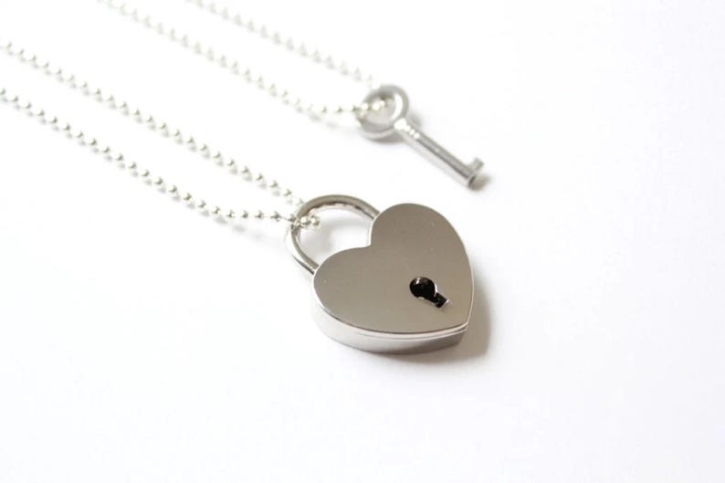 silver tone padlock and key necklace