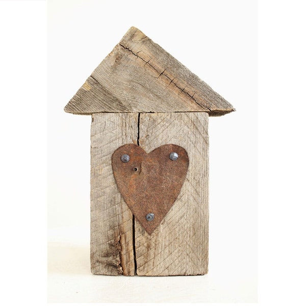 Reclaimed Wood Barn Wood House rusty metal heart / wood birdhouse rustic home decor rustic wedding decor . cottage decor