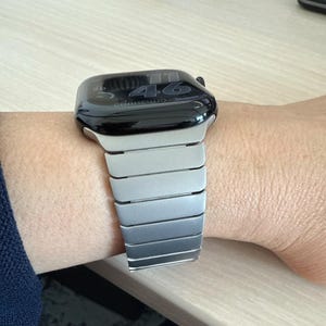 Stainless Steel Apple Watch Band: Business Style, Series 10/9/Ultra