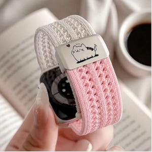 Braided Magnetic Apple Watch Band: Woven Nylon, Breathable Strap