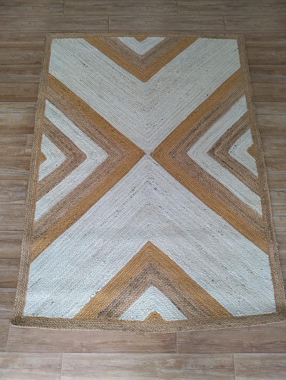 Rustic Elegance: Handwoven Jute Chevron Rug for Boho Inspired Decor
