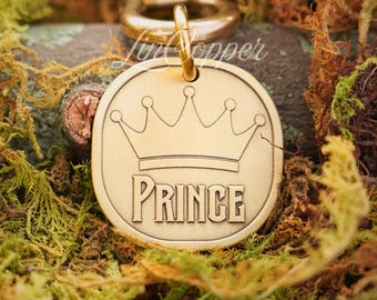 Placa de identificación para mascotas con corona • Identificación grabada en profundidad • Latón real vintage • Regalo personalizado para mascotas