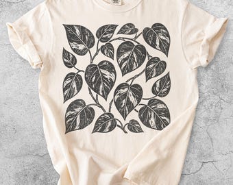 Variegated Pothos Plant T-Shirt, Vintage Botanical Leaves Tee, Trailing Urban Jungle Greenery, Indoor Garden Lover Gift Shirt