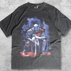 Medieval Knight Y2K T-Shirt, Retro Dark Fantasy Swordsman Graphic, Gothic Warrior Comfort Colors, Vintage Crusader Armor Unisex Tee