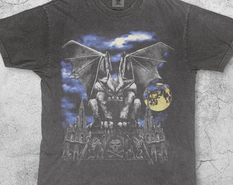 Gargoyle Cathedral Vintage 90s T-Shirt, Gothic Moon Fantasy Tee, Dark Horror Castle Graphic Shirt, Retro Gothic Top, Grunge Unisex Gift