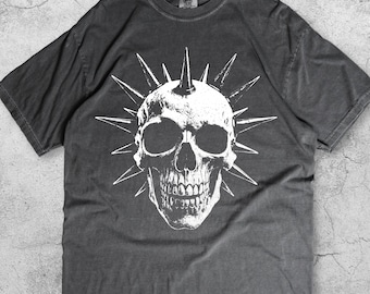 Y2K Spiked Skull Punk T-Shirt, Retro Gothic Horror Grafik T-Shirt, Heavy Metal Rock Shirt, 90er Jahre Vintage Dark Aesthetic Streetwear Unisex Top