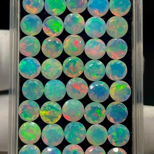 2 MM Naturlig Etiopisk Opal Fasetterad - Welo Eld Opal Ädelsten - Opalslipad sten - Lös Ädelsten Fasetterad - Rund 5 till 50 bitar Fasetterad Sten