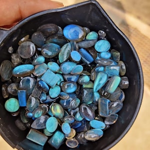 Flashy Blue Fire labradoriet cabochon Kavel: edelsteen van AAA-kwaliteit