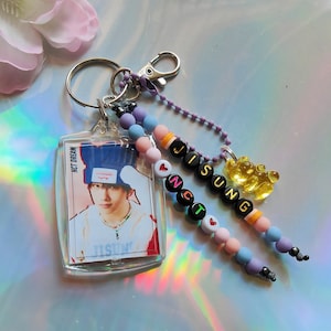 Nct Jisung keychain,nct dream,jisung keychain,nct u,nct keychain,nct bag charm,shotaro charm,kpop charm,kpop keychain,beaded keyring