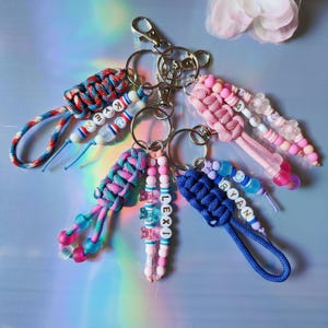 Porte-clés personnalisé pour enfants, étiquette de sac d'école, porte-clés en paracorde, étiquette en paracorde, étiquette de sac prénommée, porte-clés prénom, cadeau enseignant