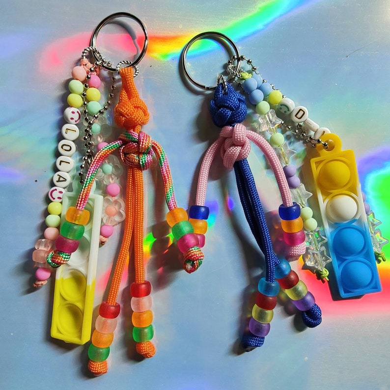 Personalized kids school bag tag,custom kids sensory keychain, paracord buddy key charm,paracord fidget keychain,pop it toy,autism stimming image 2