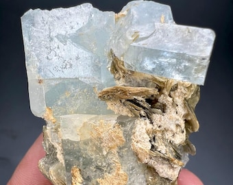 Cristal aigue-marine naturel sur matrice de mica - Spécimen minéral de 41 g du Pakistan