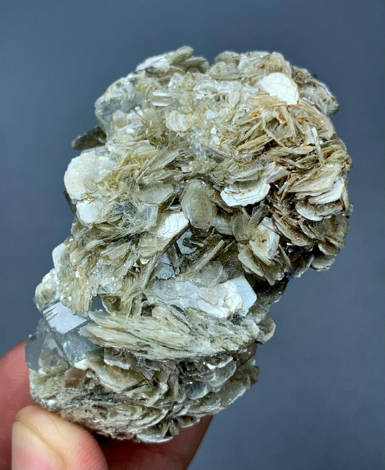 Spécimen Rare De Triplite Du Pakistan - 57 Carats, Cristal Naturel, Collection Minéralogie