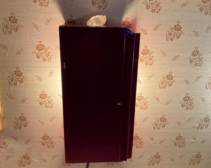 Vermont pink plug in pin up lamp with crystal.