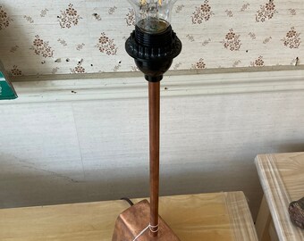 Simple copper table lamp