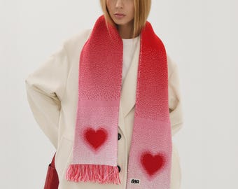 HEARTS Acrylic Scarf – Soft & Cozy Barcelona Design, Perfect Holiday Gift