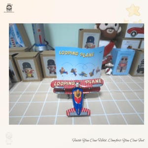 Vintage Blechflugzeug zum Aufziehen - Retro Looping Flugzeug Spielzeug für Sammler, Schreibtischaufsteller im antiken Stil, einzigartiges Geschenk für Ihn oder Flugliebhaber