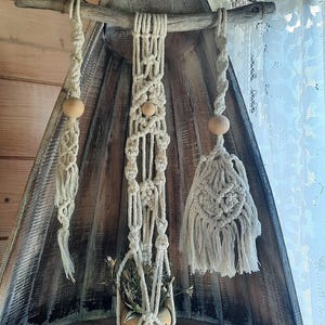 macrame hanging decoration
