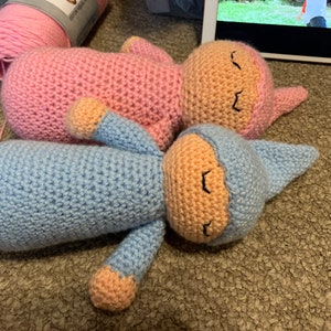 Crochet sleepy baby