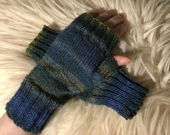 Blue Mix Fingerless Gloves