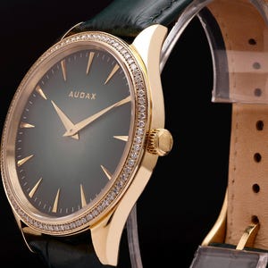 Stainless Steel Watch Green Dial Diamond Watch Wedding Gift Moissanite Diamond Watch Men GiftWatch Round dial Watch Green Leather belt watch solitaire Diamond Watch Moissanite Watch Gold yellow dial watch Vintage Moissanite Gift watch bridal Gift watch