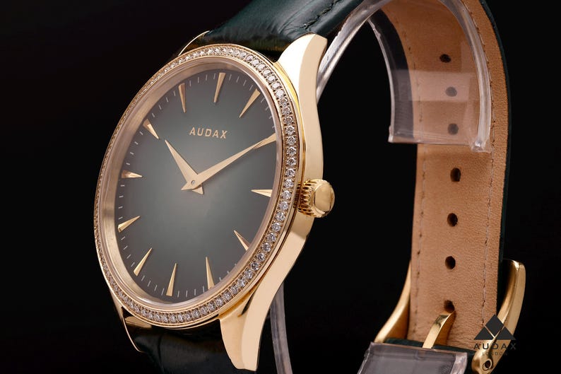 Stainless Steel Watch Green Dial Diamond Watch Wedding Gift Moissanite Diamond Watch Men GiftWatch Round dial Watch Green Leather belt watch solitaire Diamond Watch Moissanite Watch Gold yellow dial watch Vintage Moissanite Gift watch bridal Gift watch