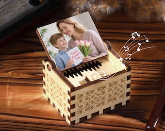 Benutzerdefinierte Foto-Spieluhr aus Holz, personalisiertes Song-Andenken