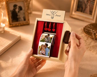 Aangepaste handslinger houten fotohokje, gepersonaliseerde gegraveerde naam dia fotoroldoos, geheugen fotostrook aandenken cadeau voor bruiloft