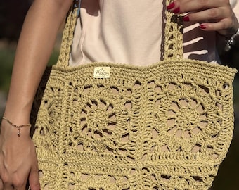 Handmade Crochet Tote Bag – Large Raffia Paper Cord Beach Bag, Boho Summer Shoulder Bag, Granny Square Purse, Eco-Friendly Handmade Tote