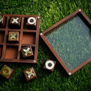 Tic Tac Toe Wooden Board Game: Game for Parties, Family Game, Wood Game Play With Friends, Wooden toys, Gift for Friend