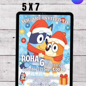 Op de afbeelding: Een digitale uitnodigingssjabloon op een tabletscherm. De uitnodiging toont stripfiguren met kerstmutsen en sjaals, met de tekst "YOU ARE INVITED TO" en details voor een 6e verjaardagsfeest. De sjabloon is 5 x 7 inch.