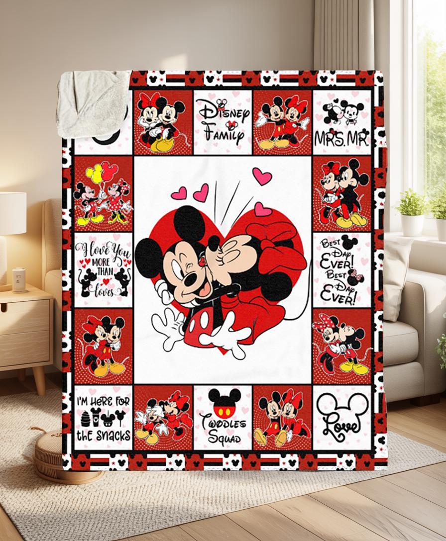 Discover Disney Mickey and Minnie Fleece Blanket, Mouse Couple Throw, Magic Kingdom Gift