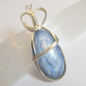 Wire Wrapped Pendant Kyanite in Sterling Silver Wire  - One of a Kind - Wirewrapped Wire-Wrapped - A Golden Crown