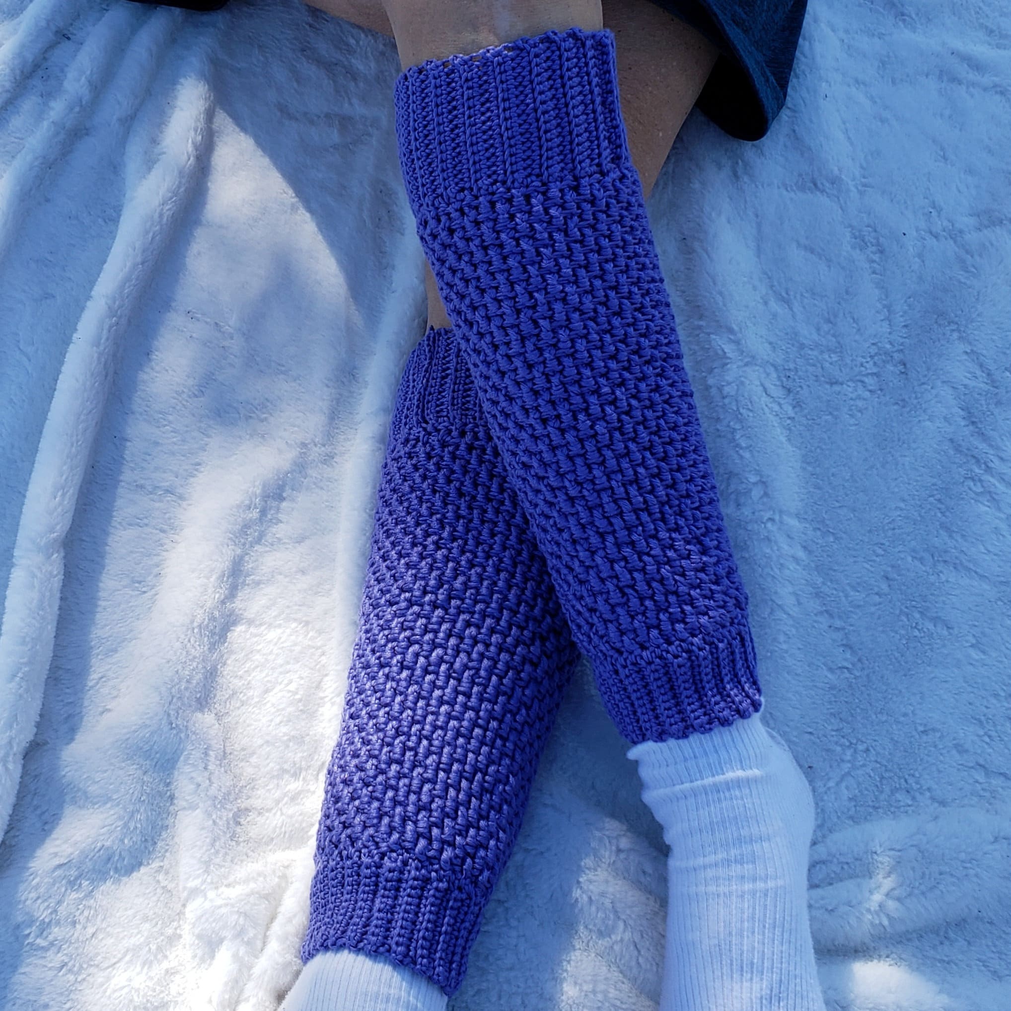 30 Crochet Leg Warmers Patterns for Retro, Cozy, and Statement Style 15 Illustrated Bamboo Leg Warmers with Adjustable Length